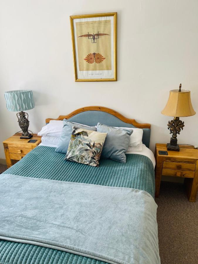 Appartement Alexander House à Corsham Extérieur photo