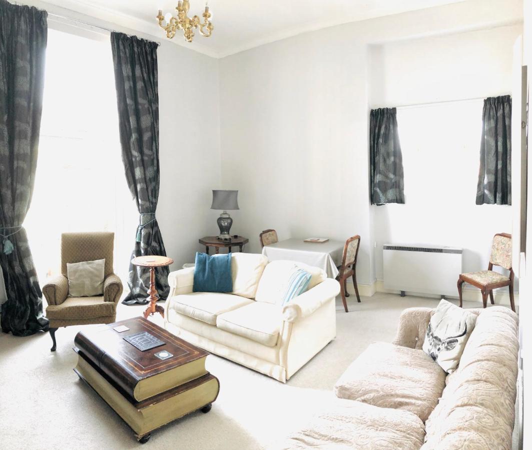 Appartement Alexander House à Corsham Extérieur photo